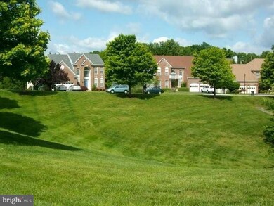 7631 Seabrook Ln, Springfield, VA 22153 - photo 3