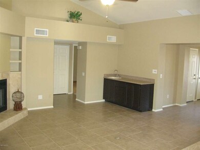 3902 Carol Ann 011