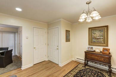 25 Lexington Ct, Red Bank, NJ 07701 - photo 4