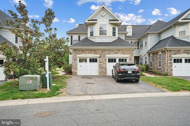 13870 Greendale Dr, Woodbridge, VA 22191 - photo 3