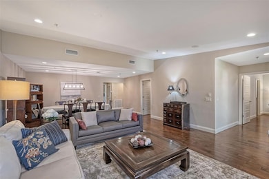 2369 Harbour Oaks Dr, Longboat Key, FL 34228 - photo 7