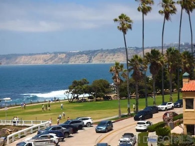 939 Coast Blvd unit 6A, La Jolla, CA 92037 - photo 6