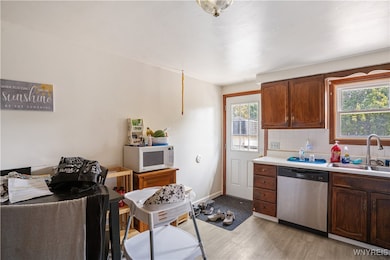 435 Columbia Ave, Depew, NY 14043 - photo 4