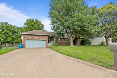 1531 Tyson Dr, Joplin, MO 64801 - photo 2