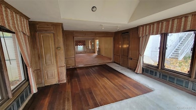 186-20 Troon Rd, Jamaica, NY 11432 - photo 7