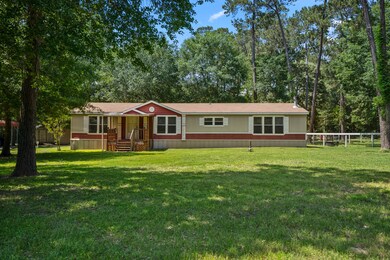 26096 Forestcrest Ct, Hockley, TX 77447 - photo 2