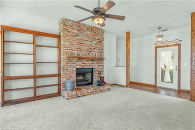 918 Lake Dr E, Lake Placid, FL 33852 - photo 4