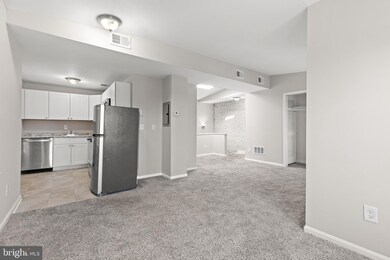 827 N Jackson St unit 3, Wilmington, DE 19806 - photo 2