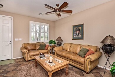 006_Living Room