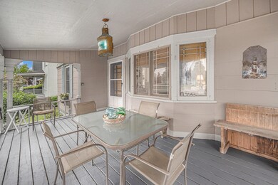 706 W Loomis St, Ludington, MI 49431 - photo 2