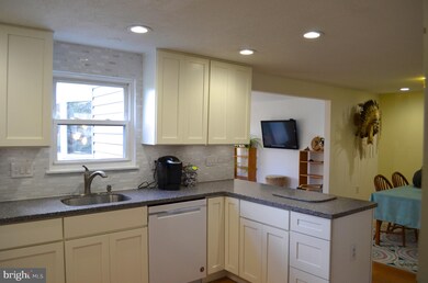 2510 Vivaldi Ln, Gambrills, MD 21054 - photo 4