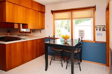 3610 Knoll Ridge Dr, Cedar Falls, IA 50613 - photo 5