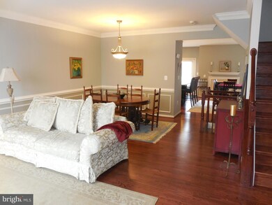 189 Oxbow Dr, Strasburg, VA 22657 - photo 2