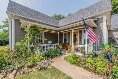Enjoy sitting on the front porch, peace and quite