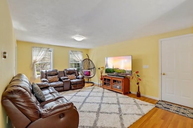 19 Joyce Ln, Boxborough, MA 01719 - photo 5