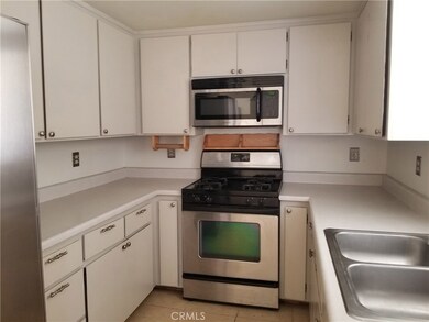 6830 Ivanpah Ave, Twentynine Palms, CA 92277 - photo 6