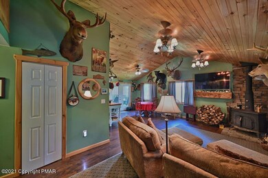 527 Mountain Rd, Albrightsville, PA 18210 - photo 6