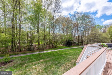12721 Autumn Crest Dr, Herndon, VA 20171 - photo 5