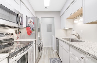 18 Heywood Rd unit C, Arden, NC 28704 - photo 6