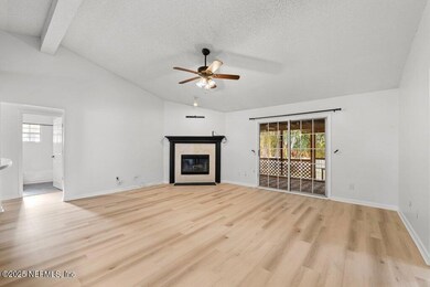 11434 Wandering Pines Ln, Jacksonville, FL 32258 - photo 3