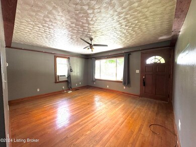 11182 S Preston Hwy, Lebanon Junction, KY 40150 - photo 3