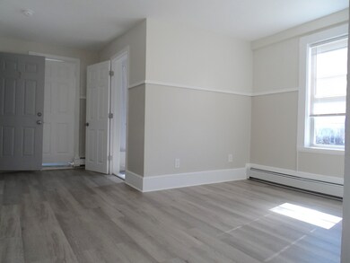 17 Sewall St unit 3, Somerville, MA 02145 - photo 4