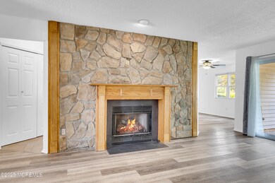 1517 Waters Edge Dr unit 17, Toms River, NJ 08753 - photo 4