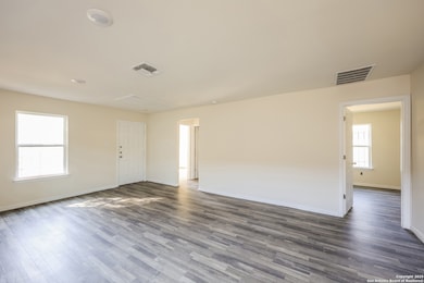 3355 Martin Luther King Dr, San Antonio, TX 78220 - photo 7