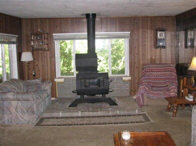 10243 Blackwell Rd, Central Point, OR 97502 - photo 7