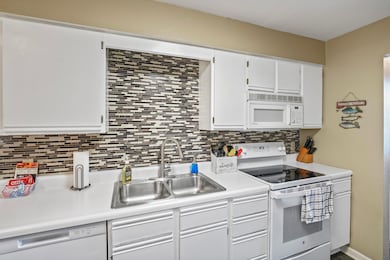 170 Bunker Ridge Dr unit 6, Branson, MO 65616 - photo 5