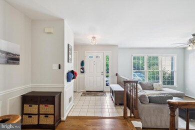 10788 Brewer House Rd, Rockville, MD 20852 - photo 5