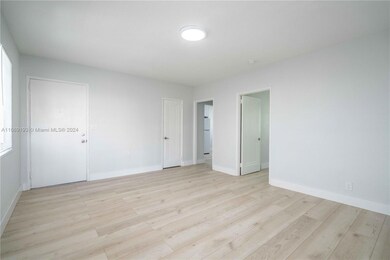 6838 Abbott Ave unit 3, Miami Beach, FL 33141 - photo 4