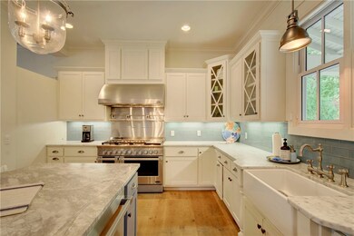 525 Bartow St, Saint Simons Island, GA 31522 - photo 4