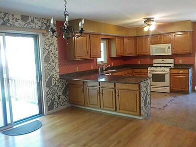 61 Pine Orchard Rd, Chepachet, RI 02814 - photo 3