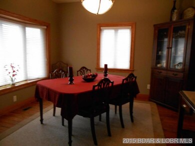Formal Dining