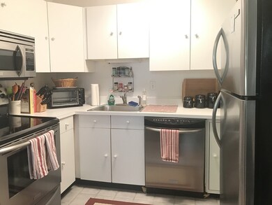 24 Upton St unit 2, Boston, MA 02118 - photo 4