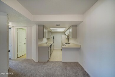 4141 N 31st St-5