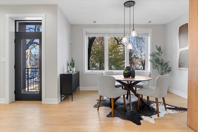 3653 W Barry Ave unit 4W, Chicago, IL 60618 - photo 4