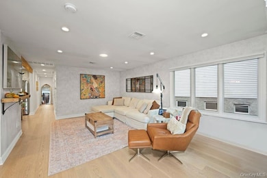 93 Beacon Ave, Staten Island, NY 10306 - photo 4