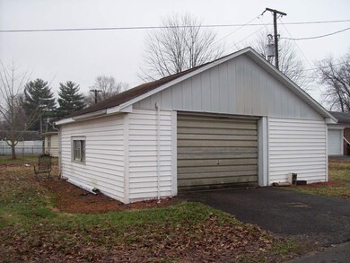 809 A St NE, Linton, IN 47441 - photo 2