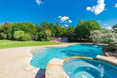 Pool & Spa