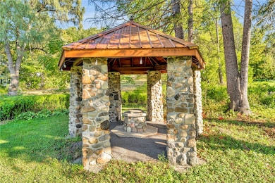 698 Mineral Springs Rd, Cobleskill, NY 12043 - photo 4