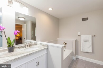 41 Flints Grove Dr, North Potomac, MD 20878 - photo 3