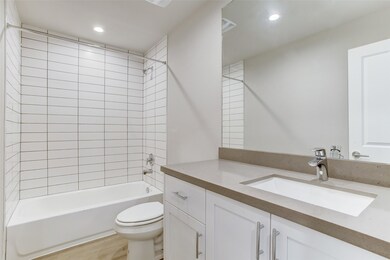 645 E 11th 1/2 St unit 11, Houston, TX 77008 - photo 6