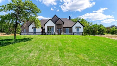 1023 Glenoaks Dr, Weatherford, TX 76088 - photo 2