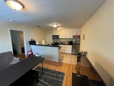 304 E 33rd St unit 20, Austin, TX 78705 - photo 2