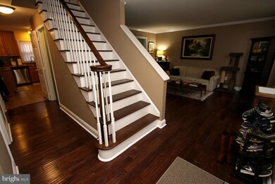 1810 Hillburne Way, Crofton, MD 21114 - photo 2