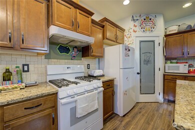 8404 198th St E, Spanaway, WA 98387 - photo 7