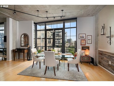 1030 NW 12th Ave unit 422, Portland, OR 97209 - photo 3