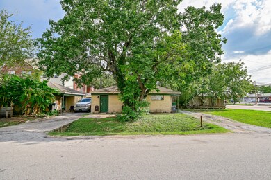 3821 Mount Pleasant St, Houston, TX 77021 - photo 5